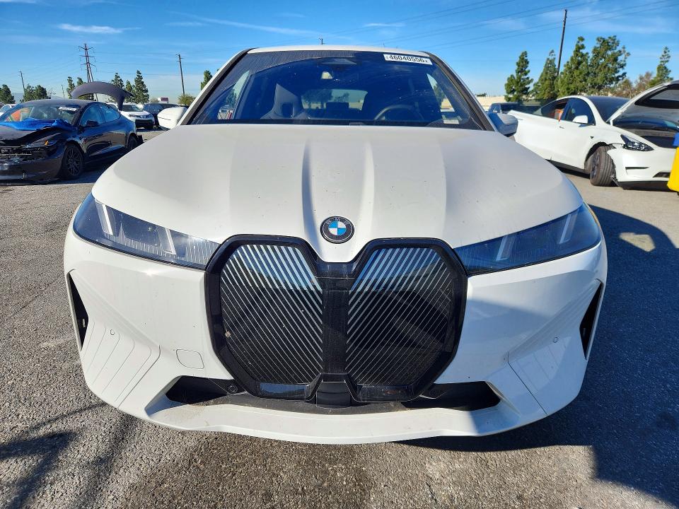 2026 BMW Ix VIN WB543CF04TCV02588 COPART salvage auction — FRONT END, Ca - Salvage Certificate, sold $35,500 on 2026-07-28 (photo 5)