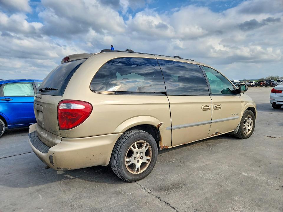 2001 Dodge Caravan VIN 2B4GP44331R230190 COPART salvage auction — SIDE, Tx - Salvage Vehicle Title, sold $200 on 2026-07-02 (photo 3)