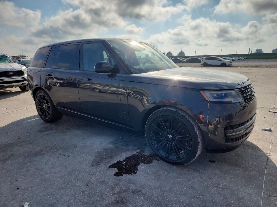 2025 Land rover RANGE ROVER VIN SALKPBFU2SA340850 COPART salvage auction — SIDE, LA, sold $79,000 on 2026-07-15 (photo 4)