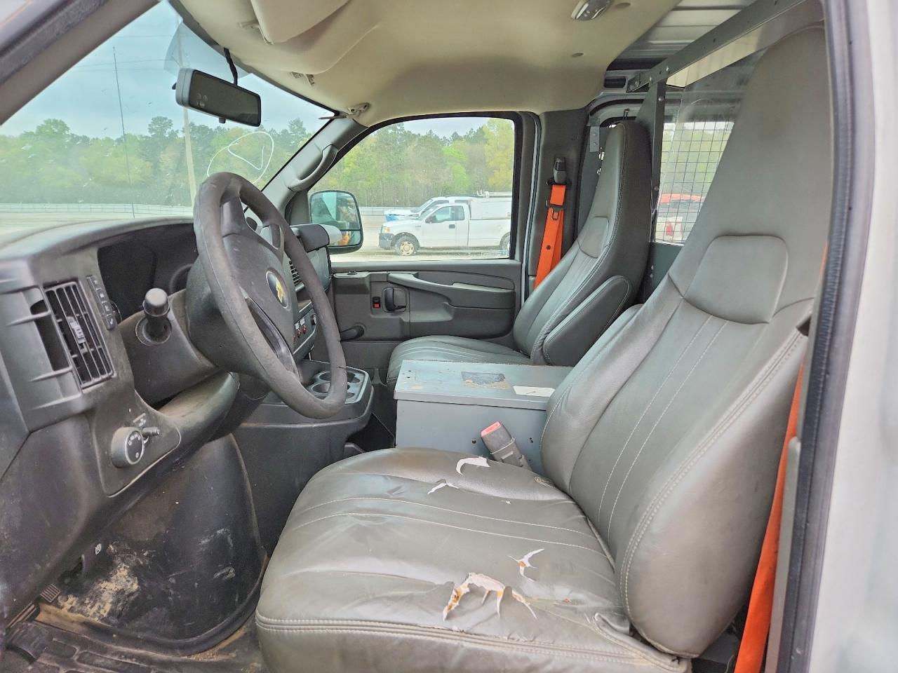2013 Chevrolet Express 2500 VIN 1GCWGFCAXD1903320 COPART salvage auction — Minor Dent/Scratches, LA - CERTIFICATE OF TITLE, sold $2,100 on 2026-07-07 (photo 7)