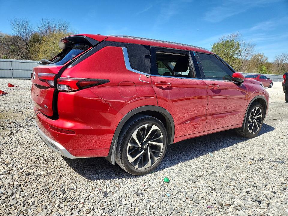 2024 Mitsubishi Outlander VIN JA4J3WA84RZ073099 COPART salvage auction — VANDALISM, AR - CERT OF TITLE-SALVAGE, sold $6,200 on 2026-07-27 (photo 3)
