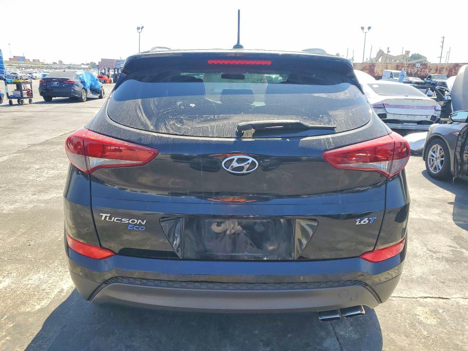 2016 Hyundai Tucson VIN KM8J33A24GU047706 COPART salvage auction — VANDALISM, CA - SALVAGE CERTIFICATE, sold $3,700 on 2026-08-02 (photo 6)