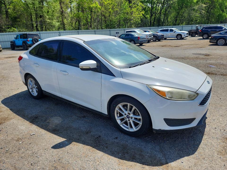 2016 Ford Focus VIN 1FADP3F29GL360583 COPART salvage auction — MECHANICAL, La - Certificate Of Title, sold $925 on 2026-07-09 (photo 4)