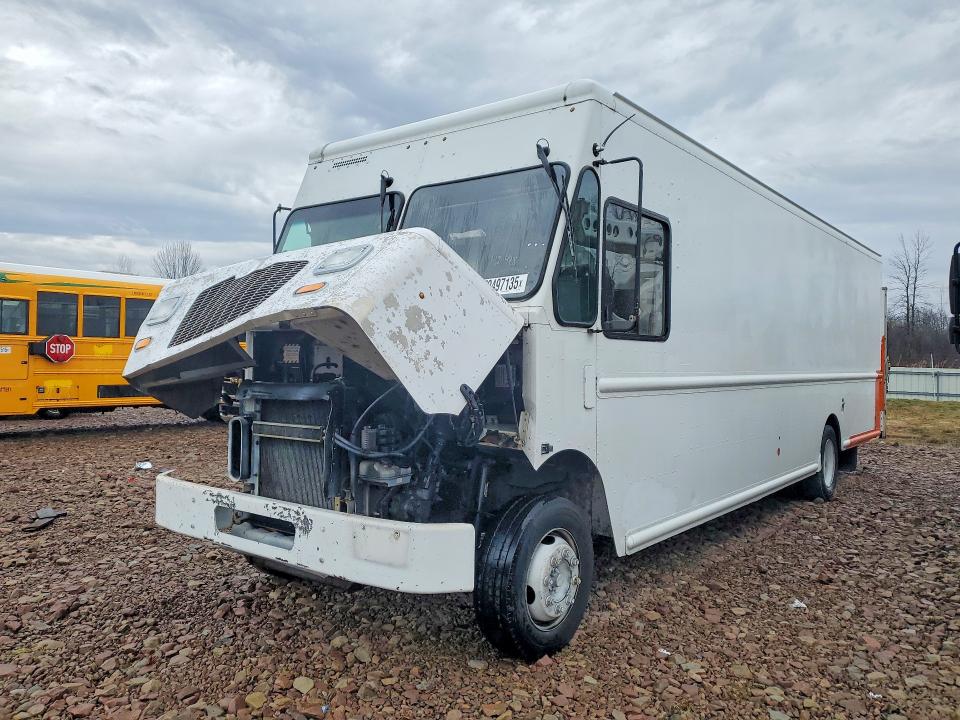2014 Frht - freightliner All other VIN 4UZAC3DV2ECFW4420 COPART salvage auction — FRONT END, CT, sold $2,500 on 2026-08-10 (photo 1)
