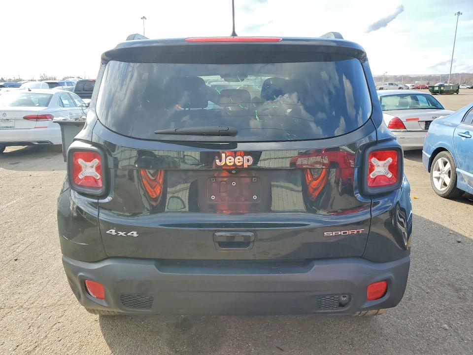 2018 Jeep Renegade VIN ZACCJBAB2JPJ15827 COPART salvage auction — FRONT END, Salvage Title, sold $300 on 2026-07-31 (photo 6)