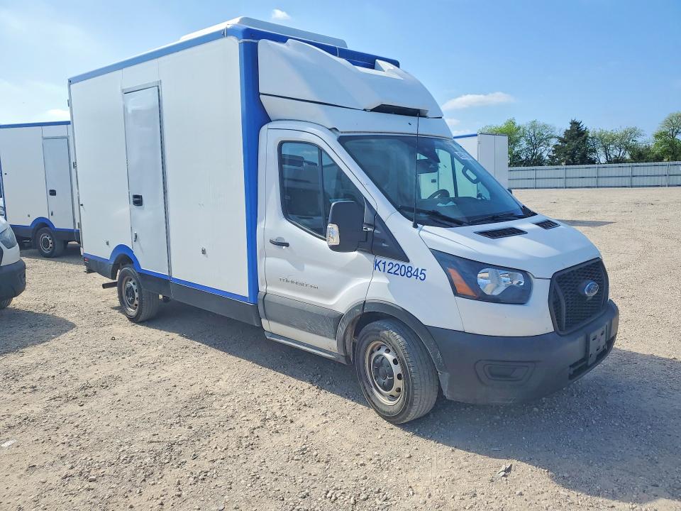 2022 Ford Transit VIN 1FDBW5Z89NKA39724 COPART salvage auction — NORMAL WEAR, Tx - Certificate Of Title, sold $17,000 on 2026-07-30 (photo 4)