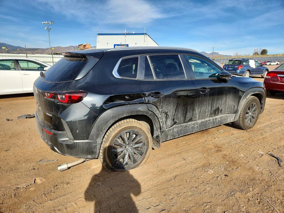 2024 Mazda Cx-50 VIN 7MMVABBM6RN231113 COPART salvage auction — SIDE, Co - Salvage Title, sold $11,500 on 2026-07-08 (photo 3)
