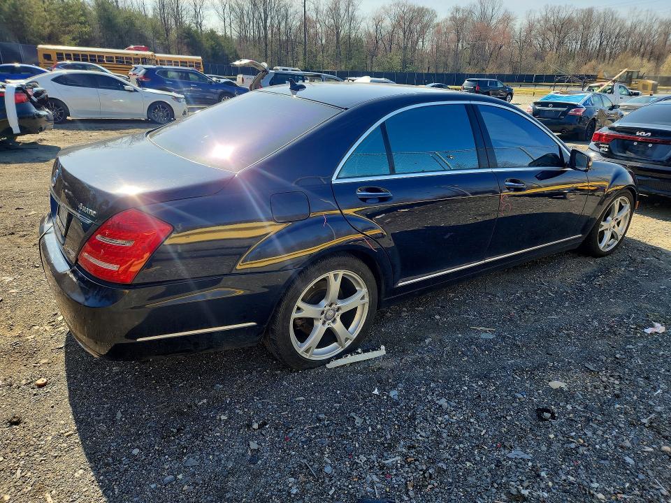 2013 Mercedes-benz S class VIN WDDNG9EB1DA523646 COPART salvage auction — REAR END, MD - CERT OF SALVAGE > 75% DAMAGE, sold $850 on 2026-07-28 (photo 3)