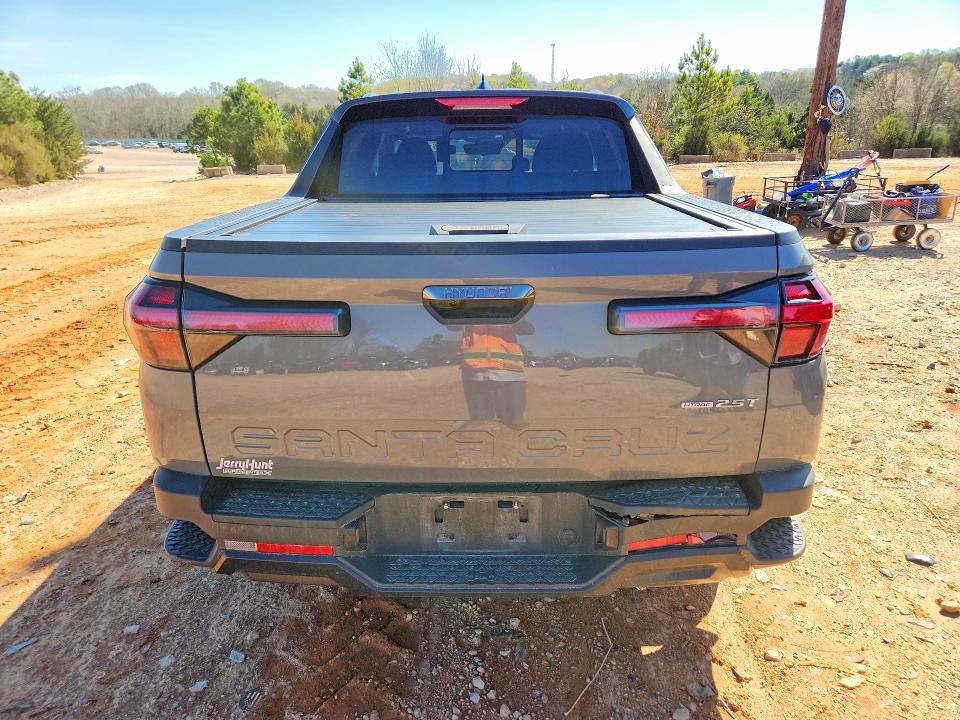 2023 Hyundai Santa cruz VIN 5NTJCDAF0PH071428 COPART salvage auction — FRONT END, Nc - Salvage Certificate Of Title, sold $10,400 on 2026-07-13 (photo 6)
