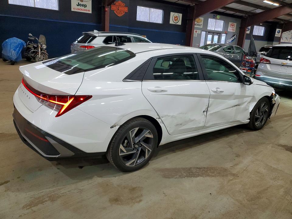 2024 Hyundai Elantra VIN KMHLS4DG2RU712615 COPART salvage auction — FRONT END, Salvage Title, sold $2,800 on 2026-07-23 (photo 3)