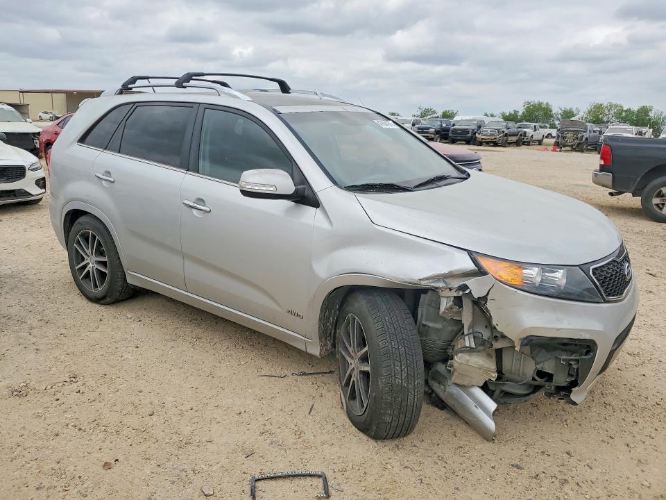 2012 Kia Sorento VIN 5XYKWDA23CG308759 COPART salvage auction — FRONT END, Tx - Salvage Vehicle Title, sold $1,300 on 2026-07-30 (photo 4)