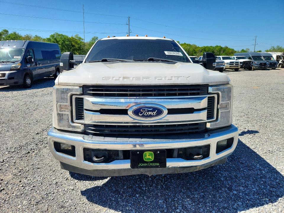 2019 Ford F-350 VIN 1FT8X3CT2KEC44616 COPART salvage auction — UNDERCARRIAGE, Ms - Dealer Only Clean Title, sold $11,700 on 2026-07-29 (photo 5)