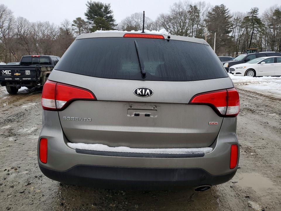2015 Kia Sorento VIN 5XYKT3A68FG575034 COPART salvage auction — FRONT END, Id - Salvage Certificate Of Title, sold $425 on 2026-07-15 (photo 6)