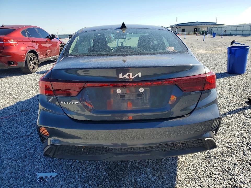 2024 Kia Forte VIN 3KPF24AD3RE802530 COPART salvage auction — SIDE, Id - Salvage Certificate Of Title, sold $3,850 on 2026-07-20 (photo 6)
