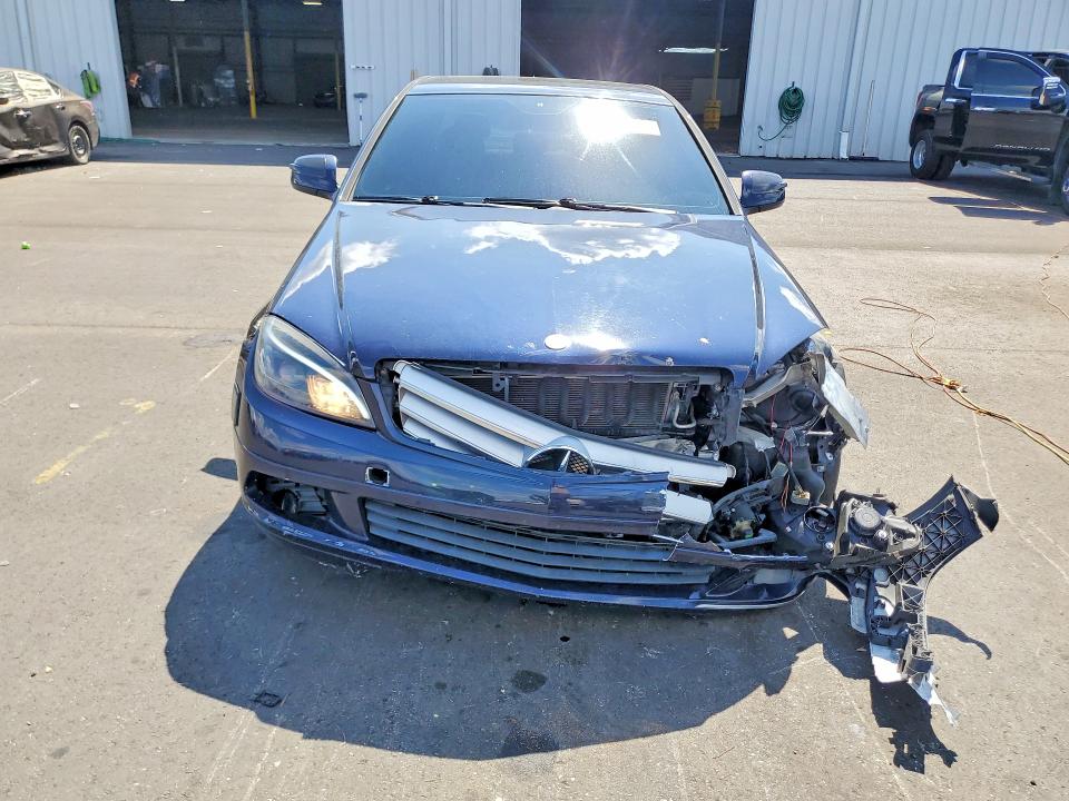 2008 Mercedes-benz C-klasse VIN WDDGF54X48F041358 COPART salvage auction — FRONT END, Fl - Cert Of Title Slvg Rebuildable, sold $375 on 2026-08-17 (photo 5)