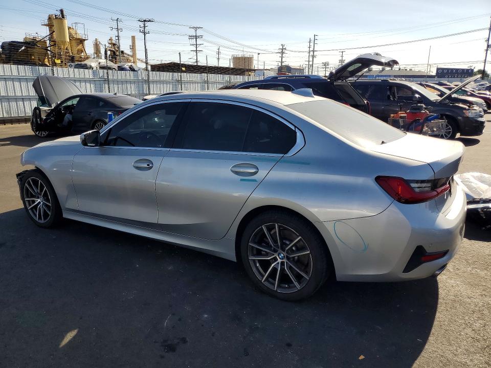 2019 BMW 3er VIN WBA5R1C5XKAK09328 COPART salvage auction — FRONT END, Ca - Salvage Certificate, sold $5,000 on 2026-07-20 (photo 2)