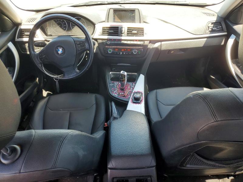 2013 BMW 3er VIN WBA3A5G59DNP20217 COPART salvage auction — FRONT END, Hi - Certificate Of Title, sold $2 on 2026-07-20 (photo 8)