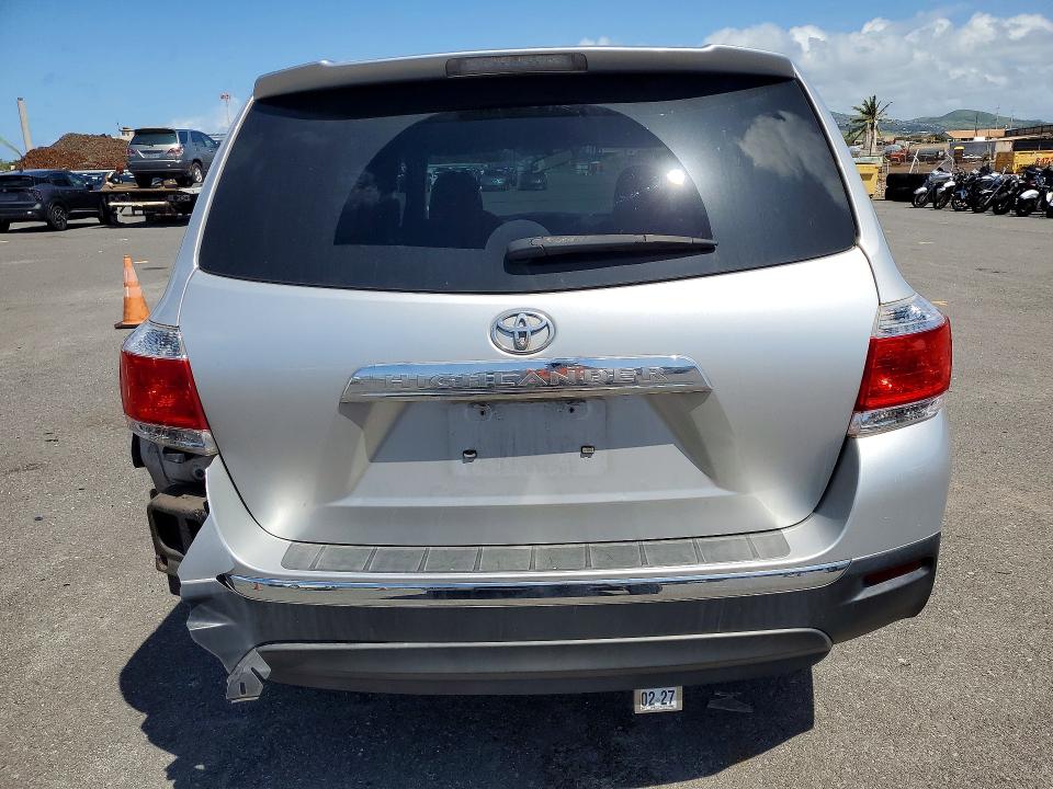 2013 Toyota Highlander VIN 5TDZA3EH6DS044902 COPART salvage auction — REAR END, Hi - Certificate Of Salvage, sold $2 on 2026-07-20 (photo 6)