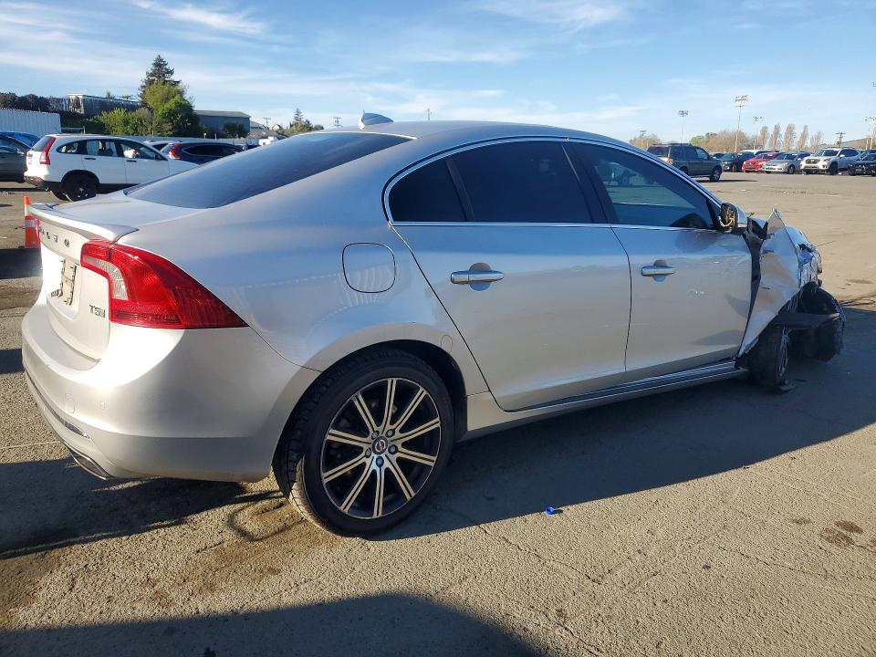 2016 Volvo S60 VIN LYV402FK1GB089077 COPART salvage auction — FRONT END, Ca - Dis/Dlr/Exp Only Clean Title, sold $1,500 on 2026-07-22 (photo 3)