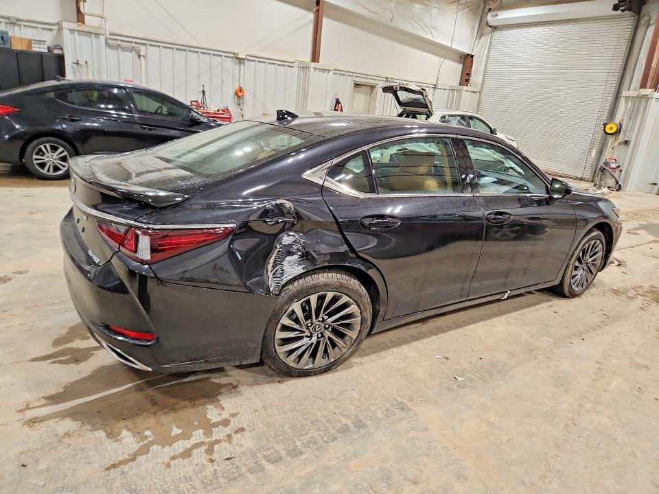 2025 Lexus ES VIN 58AFZ1B17SU207660 COPART salvage auction — SIDE, Wi - Cert Of Title-Salvage Vehicle, sold $25,750 on 2026-08-05 (photo 3)