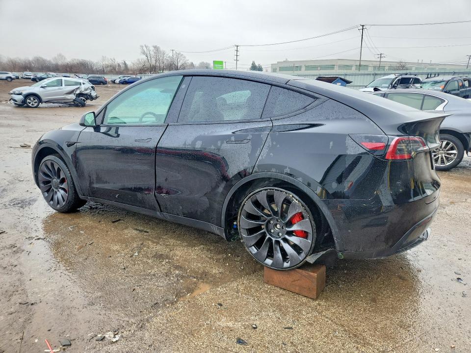 2021 Tesla Model y VIN 5YJYGDEF7MF264021 COPART salvage auction — REAR END, Il - Salvage Certificate, sold $9,900 on 2026-07-10 (photo 2)