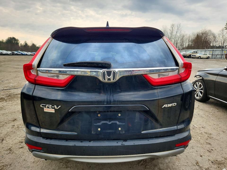 2018 Honda Cr-v VIN 7FARW2H87JE102026 COPART salvage auction — MINOR DENT/SCRATCHES, Nh - Certificate Of Title (P), sold $1,150 on 2026-07-30 (photo 6)