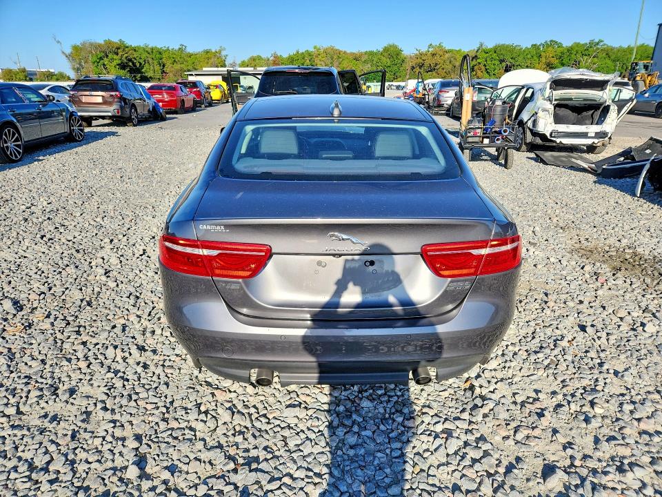 2019 Jaguar Xe VIN SAJAJ4FX9KCP46768 COPART salvage auction — FRONT END, Fl - Cert Of Title Slvg Rebuildable, sold $1,300 on 2026-07-06 (photo 6)