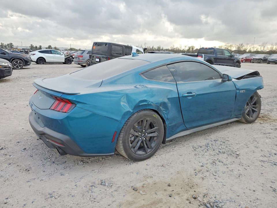 2026 Ford Mustang VIN 1FA6P8CF4T5400564 COPART salvage auction — FRONT END, Tx - Salvage Vehicle Title, sold $12,500 on 2026-07-17 (photo 3)