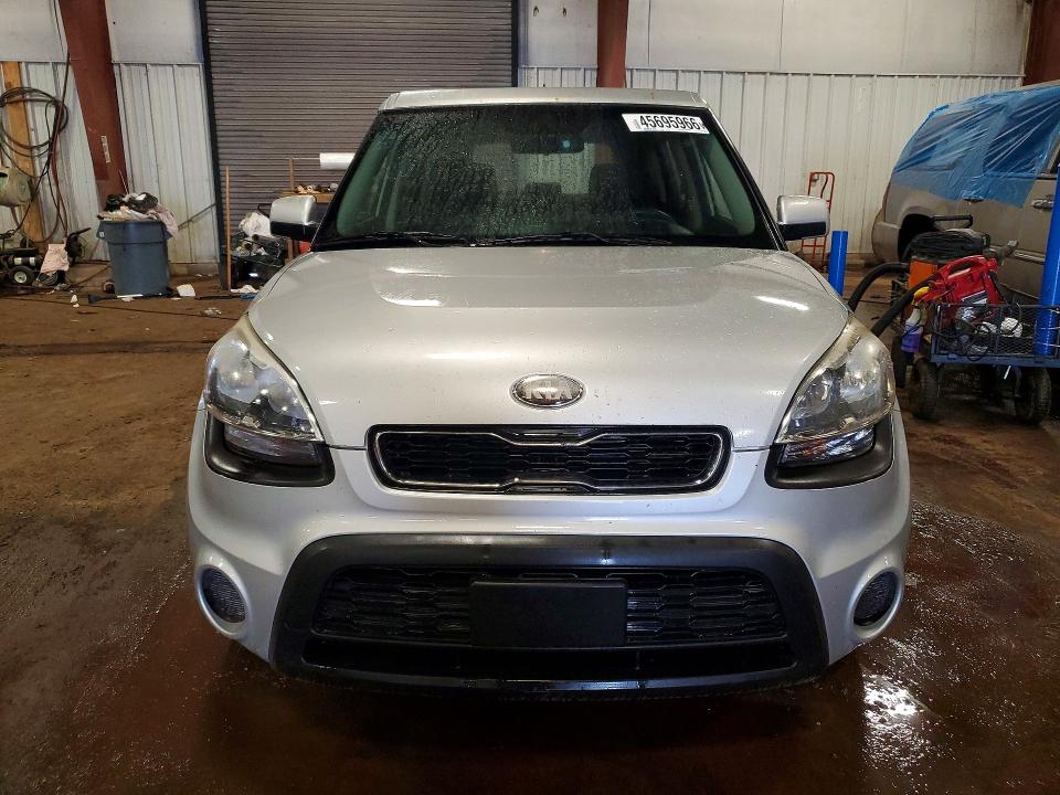 2013 Kia Soul VIN KNDJT2A50D7758094 COPART salvage auction — REAR END, Tx - Salvage Vehicle Title, sold $325 on 2026-07-31 (photo 5)