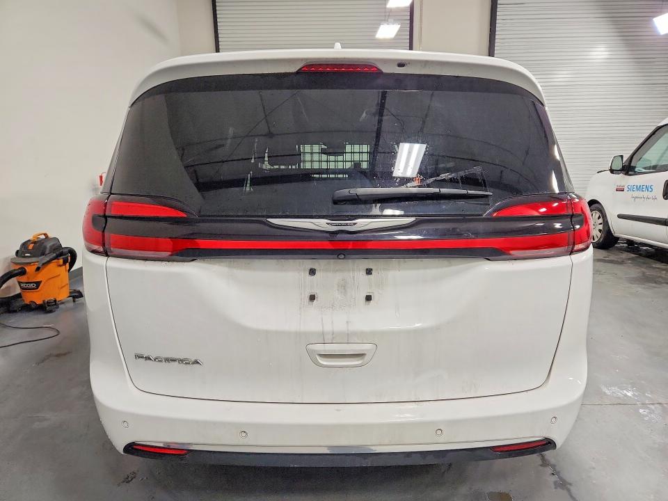 2022 Chrysler Pacifica VIN 2C4RC1FG7NR158051 COPART salvage auction — FRONT END, Va - Cert Of Title - Salvage, sold $125 on 2026-07-09 (photo 6)
