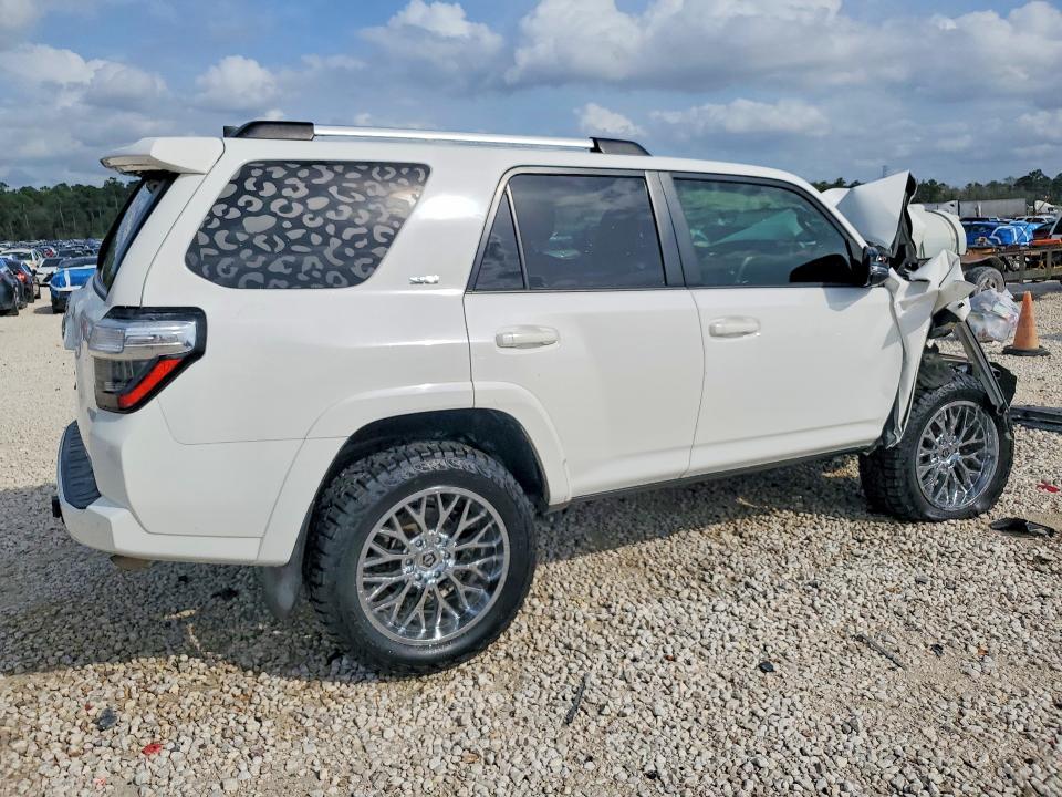2019 Toyota 4runner VIN JTEZU5JR6K5197005 COPART salvage auction — FRONT END, Tx - Certificate Of Title, sold $875 on 2026-07-28 (photo 3)