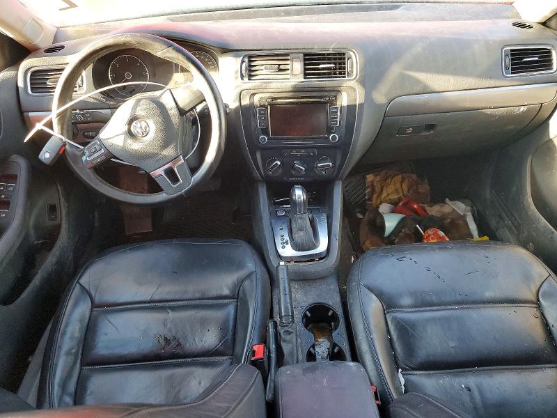 2014 Volkswagen Jetta VIN 3VWLL7AJ3EM351605 COPART salvage auction — FRONT END, Pe - Veh Permit -  Non-Repairable, sold $950 on 2026-07-09 (photo 8)
