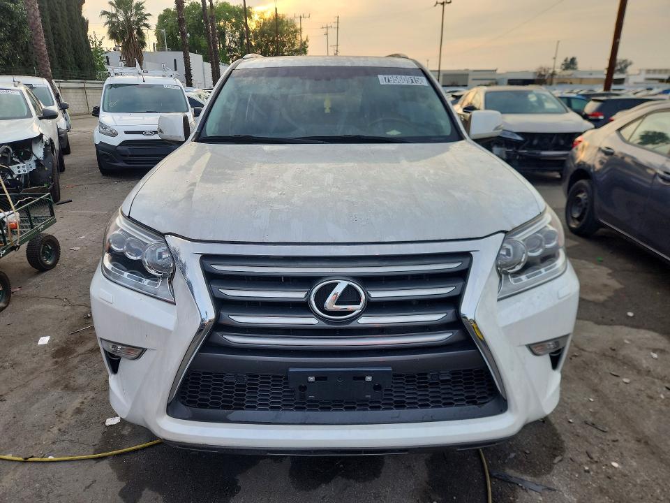 2019 Lexus Gx VIN JTJBM7FX7K5239655 COPART salvage auction — SIDE, Ct - Clean Title, sold $23,000 on 2026-09-01 (photo 5)