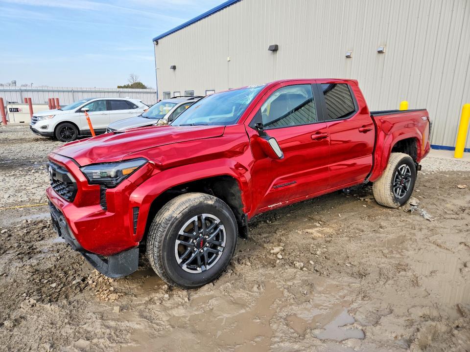 2024 Toyota Tacoma VIN 3TYLB5JN2RT048709 COPART salvage auction — ROLLOVER, Salvage Title, sold $18,000 on 2026-08-03 (photo 1)