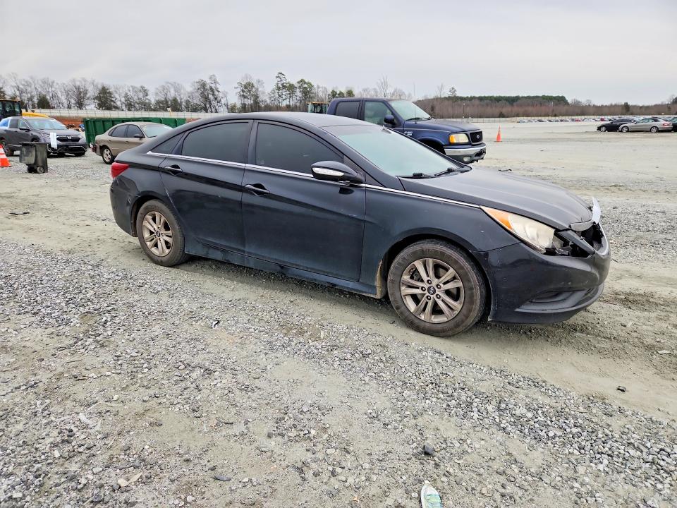 2014 Hyundai Sonata VIN 5NPEB4AC9EH939836 COPART salvage auction — FRONT END, Sc - Cert Of Title-Salvage, sold $625 on 2026-07-19 (photo 4)