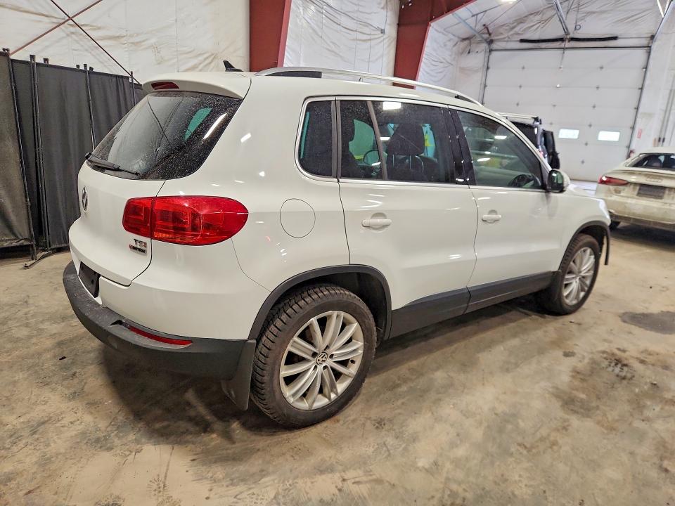 2016 Volkswagen Tiguan VIN WVGBV7AX1GW558795 COPART salvage auction — FRONT END, Vt - Cert Of Title-Salvage Vehicle, sold $725 on 2026-07-27 (photo 3)