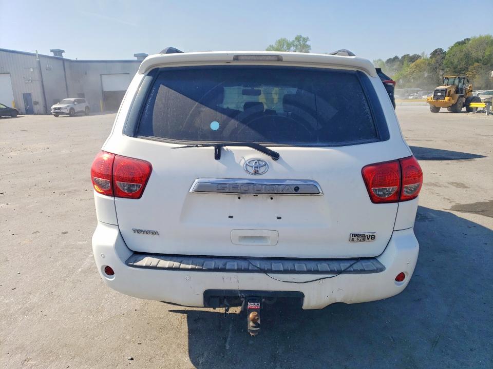 2010 Toyota Sequoia VIN 5TDKY5G14AS024653 COPART salvage auction — MINOR DENT/SCRATCHES, Nc - Dealer Only Clean Title (P), sold $3,450 on 2026-07-21 (photo 6)