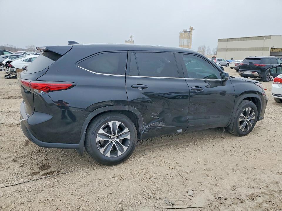2023 Toyota VIN 5TDKDRBH5PS500683 COPART salvage auction — SIDE, Ks - Cert Of Title-Salvage, sold $13,700 on 2026-07-16 (photo 3)