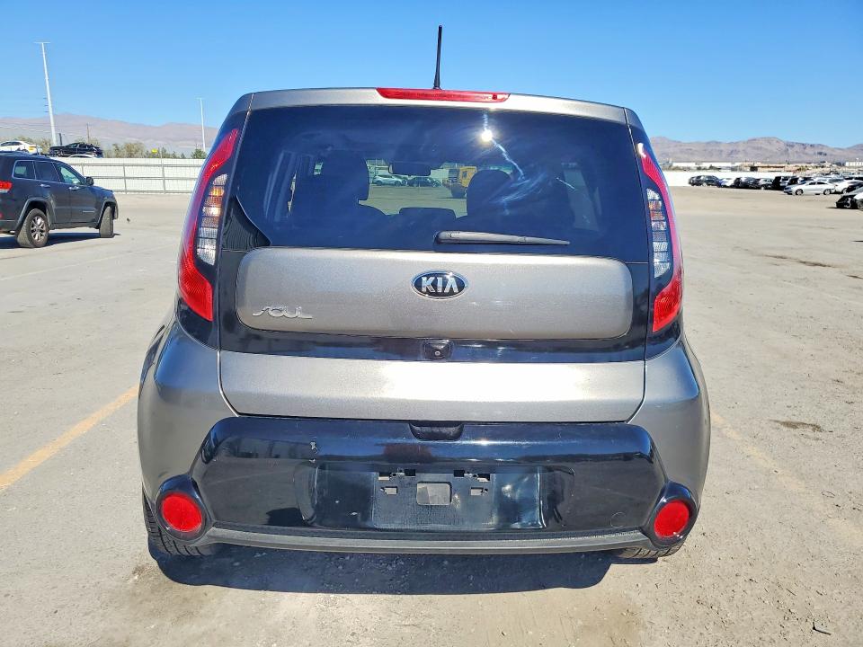 2016 Kia Soul VIN KNDJP3A50G7324174 COPART salvage auction — SIDE, Salvage Title, sold $275 on 2026-07-30 (photo 6)