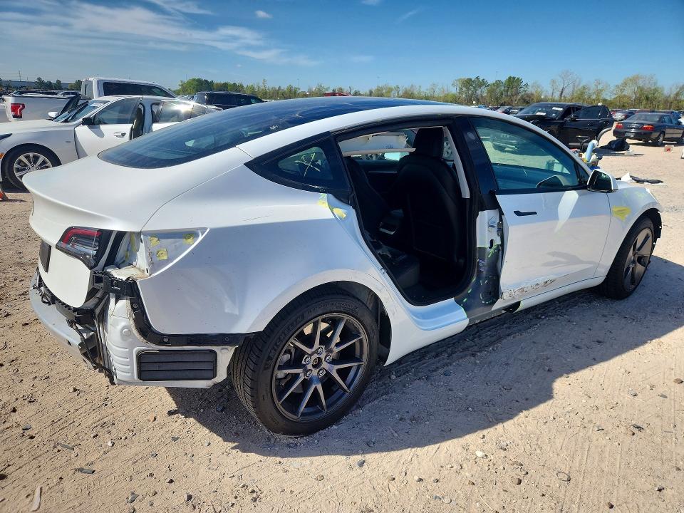 2021 Tesla Model 3 VIN 5YJ3E1EA4MF099564 COPART salvage auction — ALL OVER, Tx - Salvage Vehicle Title, sold $4,700 on 2026-07-10 (photo 3)