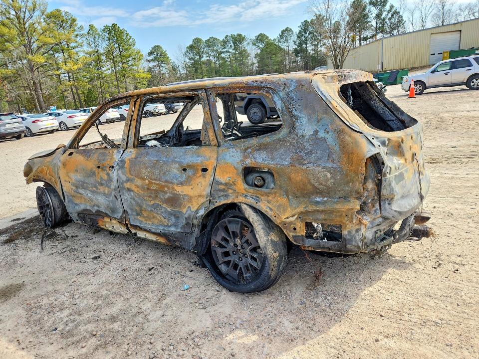 2021 Kia Telluride VIN 5XYP3DHC4MG098056 COPART salvage auction — BURN, NC - SALVAGE CERTIFICATE OF TITLE, sold $275 on 2026-07-24 (photo 2)