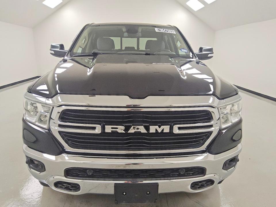 2019 Ram 1500 VIN 1C6RREFT7KN639503 COPART salvage auction — MINOR DENT/SCRATCHES, TX - CERTIFICATE OF TITLE, sold $19,900 on 2026-07-09 (photo 5)