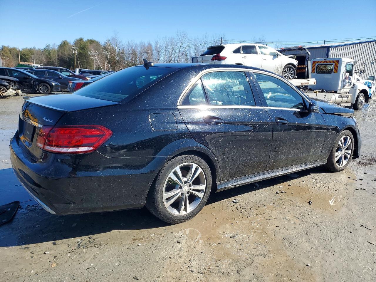 2016 Mercedes Benz E VIN WDDHF8JB3GB280971 COPART salvage auction — Front End, MA - CERT OF TITLE-RECONSTRCTD COLL, sold $1,100 on 2026-07-01 (photo 3)