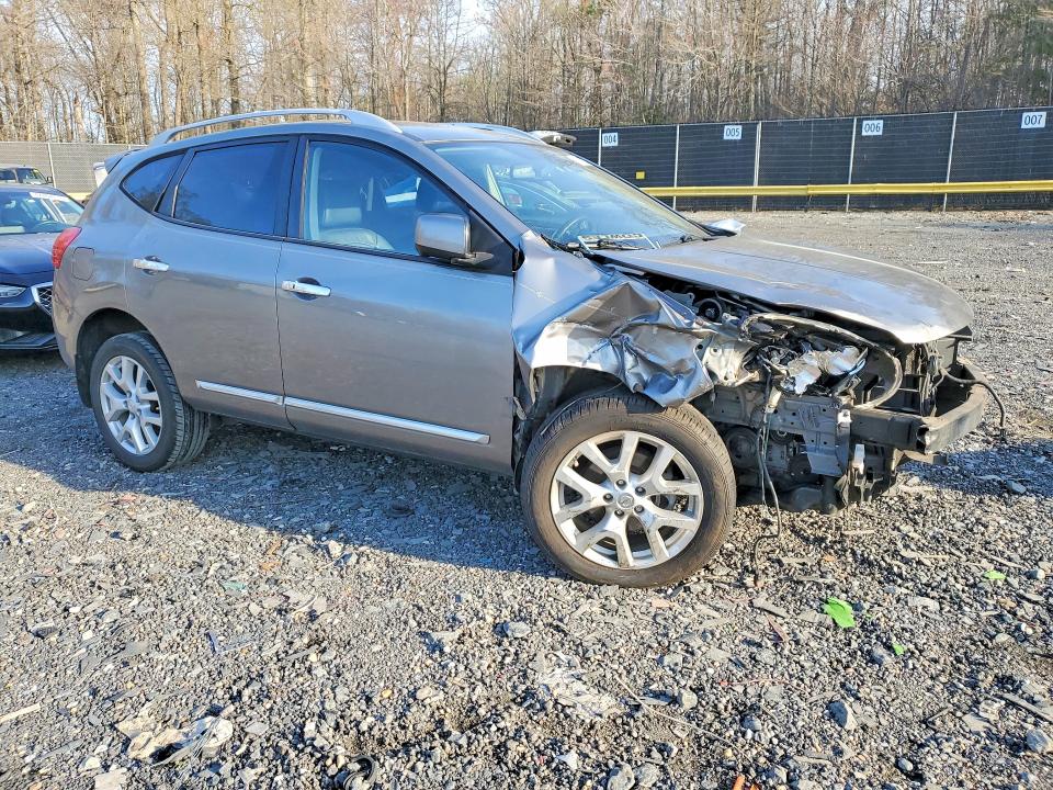 2013 Nissan Rogue VIN JN8AS5MVXDW648597 COPART salvage auction — FRONT END, Md - Cert Of Salvage > 75% Damage, sold $200 on 2026-07-31 (photo 4)