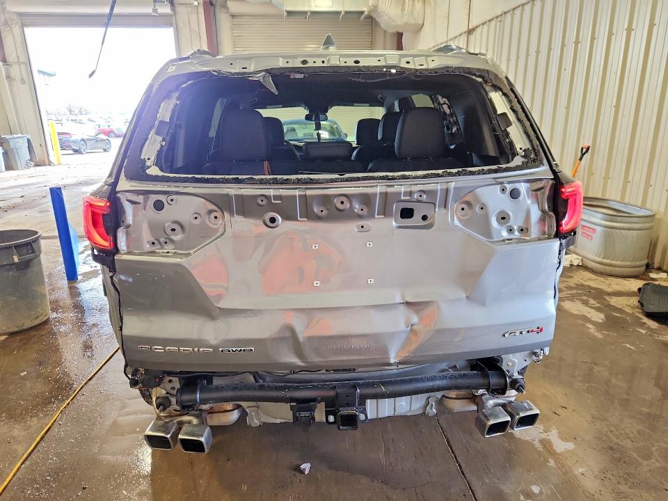 2025 Gmc Acadia VIN 1GKENPRS1SJ297513 COPART salvage auction — REAR END, Salvage Title, sold $22,100 on 2026-07-20 (photo 6)