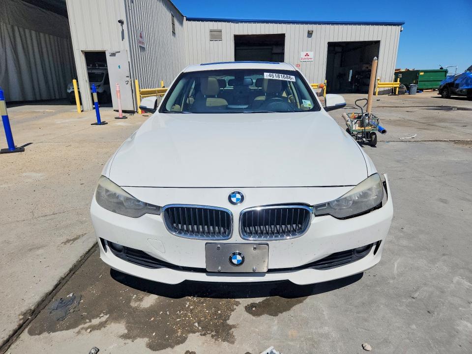 2014 BMW 3er VIN WBA3A5G55ENP33452 COPART salvage auction — FRONT END, La - Cert Of Title-Salvage, sold $2,850 on 2026-07-29 (photo 5)