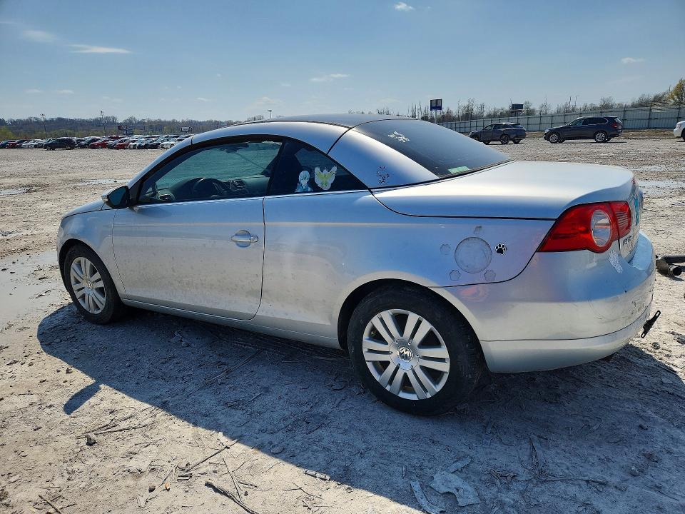 2011 Volkswagen Eos VIN WVWAA7AH6BV000234 COPART salvage auction — VANDALISM, Il - Salvage Certificate, sold $375 on 2026-07-06 (photo 2)