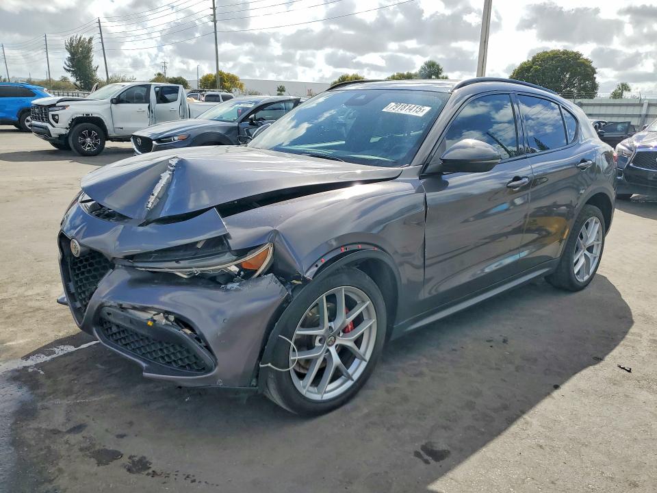 2019 Alfa romeo Stelvio VIN ZASPAKBN3K7C51774 COPART salvage auction — FRONT END, Salvage Title, sold $6,600 on 2026-08-17 (photo 1)