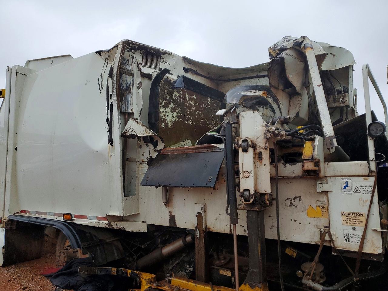 2019 Kenworth T370 VIN 2NKHHJ7X8KM358830 COPART salvage auction — All Over, OK - CERT OF TITLE-SALVAGE, sold $2,850 on 2026-06-26 (photo 6)