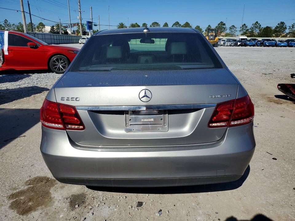 2014 Mercedes-benz E-klasse VIN WDDHF0EB4EB006493 COPART salvage auction — FRONT END, Salvage Title, sold $1,000 on 2026-08-04 (photo 6)